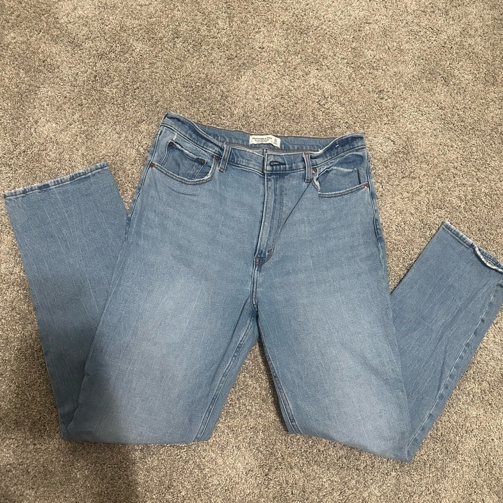 Abercrombie & Fitch Ultra High Rise Jeans
